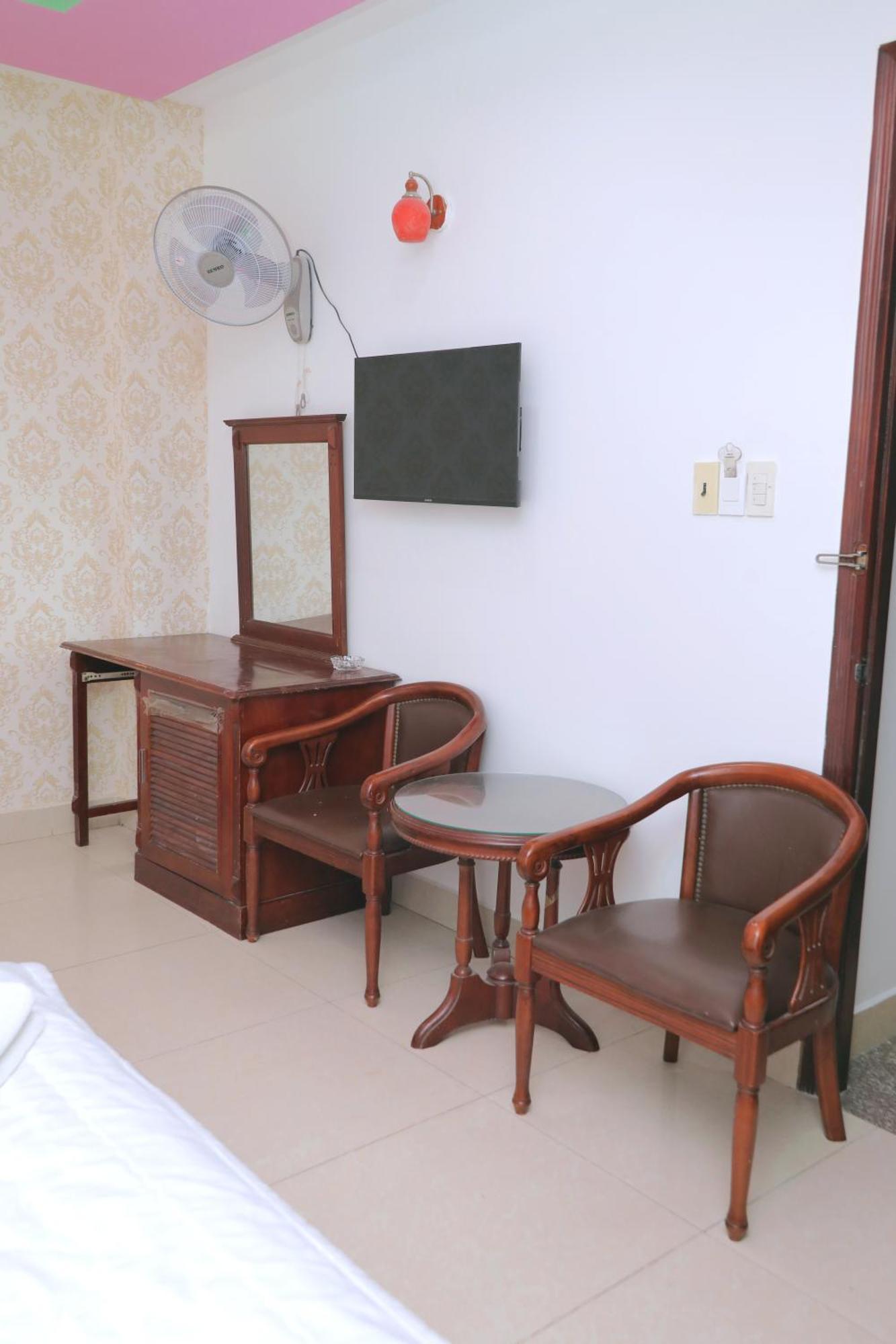 Khach San Sao Mai Xanh - Sao Mai Xanh Hotel Ho Chi Minh City Bagian luar foto
